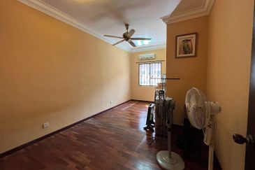 Bayu Aman , Taman Desa Aman