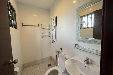 Bayu Aman , Taman Desa Aman