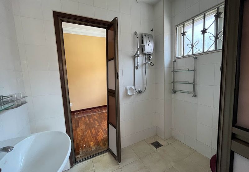 Bayu Aman , Taman Desa Aman