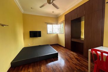 Bayu Aman , Taman Desa Aman