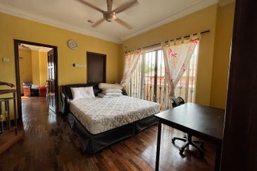 Bayu Aman , Taman Desa Aman