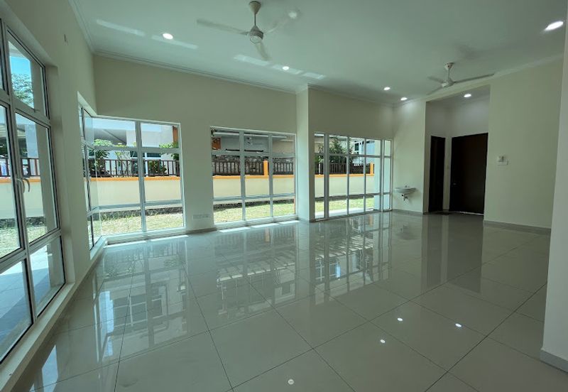 Bandar Tun Hussein Onn