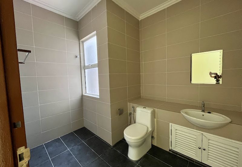 Bandar Tun Hussein Onn