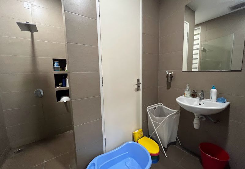 Sutera Heights 2.5 Sty for Sale