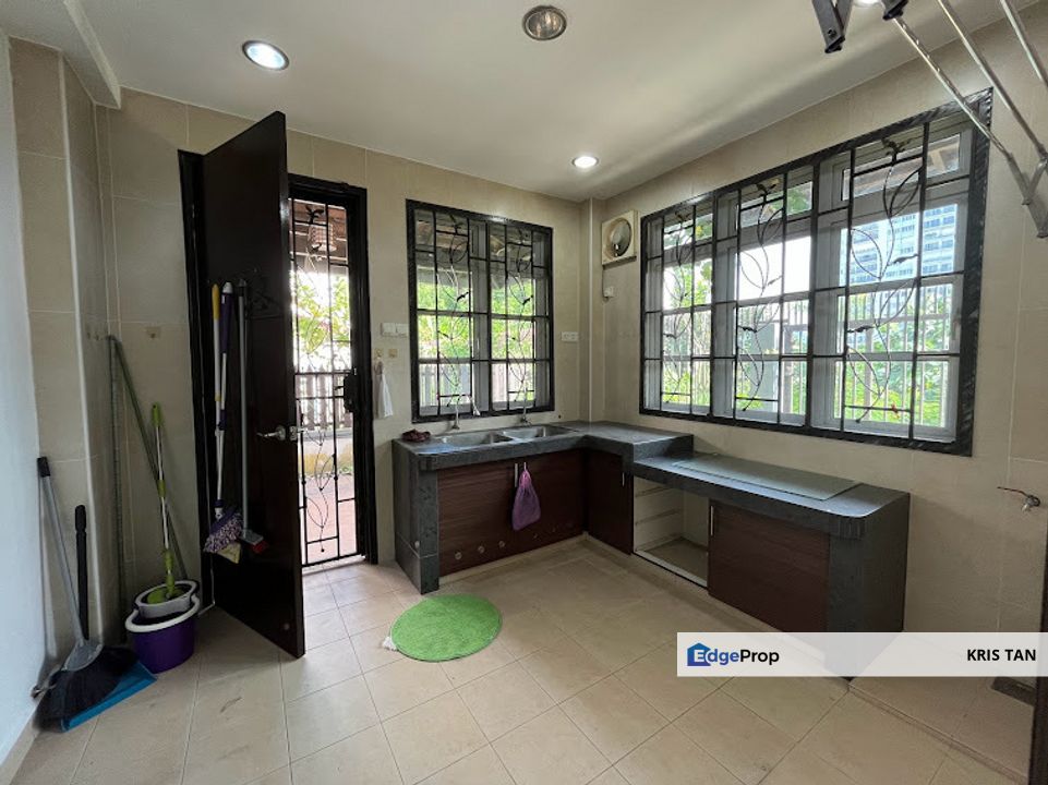 Bandar Tun Hussien Onn Freehold 2 Storey Semi D with Renovated and fully extended, Selangor, Batu 9th Cheras