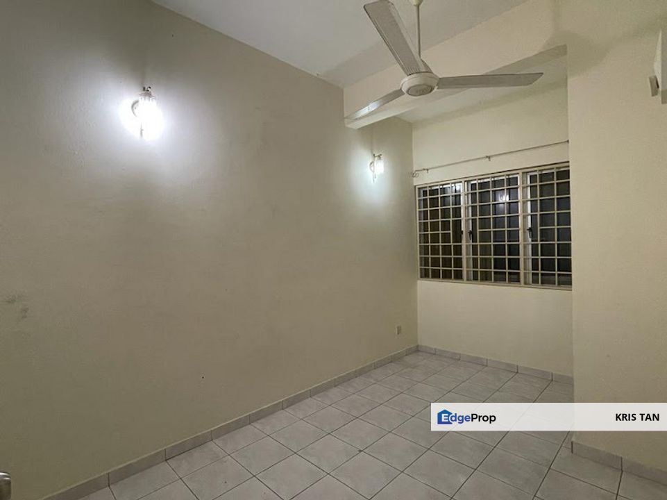 Taman Cheras Mewah, Near by The Peak and shop lot, freehold 2 Sty[20x70], Selangor, Cheras