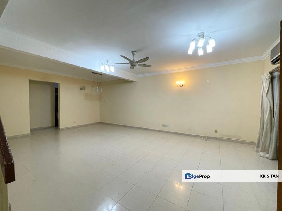Taman Cheras Mewah, Near by The Peak and shop lot, freehold 2 Sty[20x70], Selangor, Cheras