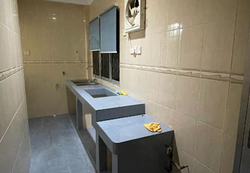 Taman Cheras Mewah, Near by The Peak and shop lot, freehold 2 Sty[20x70]