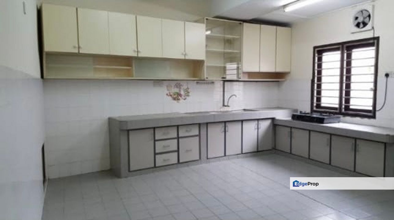 Taman Murni, Cheras[26x65] Freehold, 2 Sty,Balcany & kitchen extended, Selangor, Batu 9th Cheras