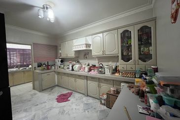 SL 2, Bandar Sungai Long