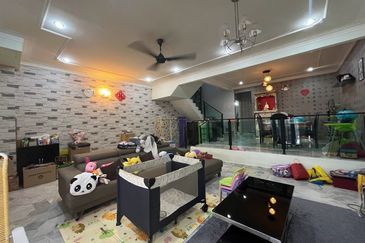 SL 2, Bandar Sungai Long