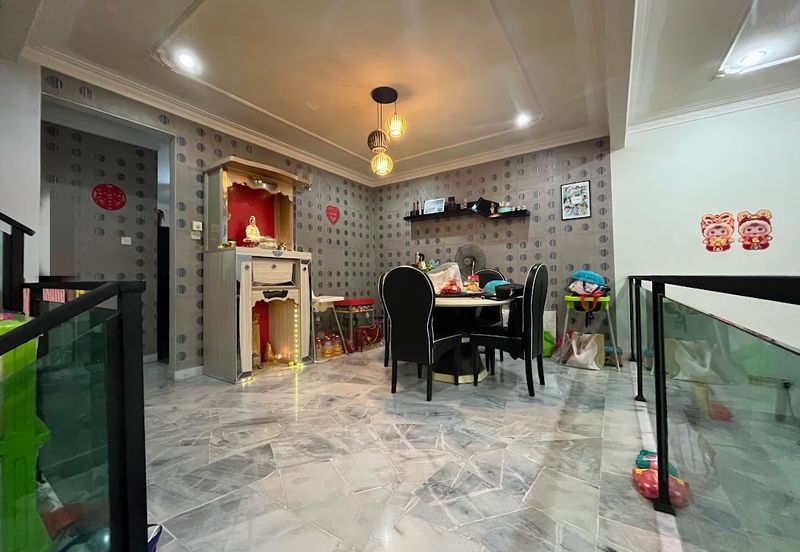 SL 2, Bandar Sungai Long