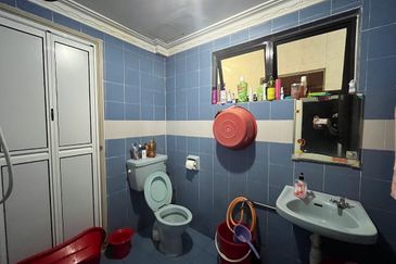 SL 2, Bandar Sungai Long