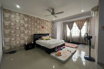 SL 2, Bandar Sungai Long