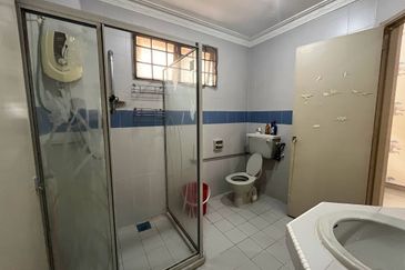 SL 2, Bandar Sungai Long