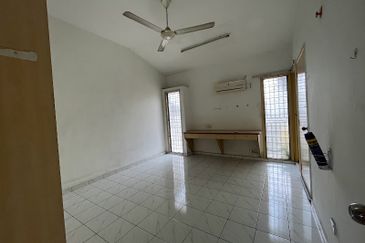 Taman Connaught (Sri Cendekia)