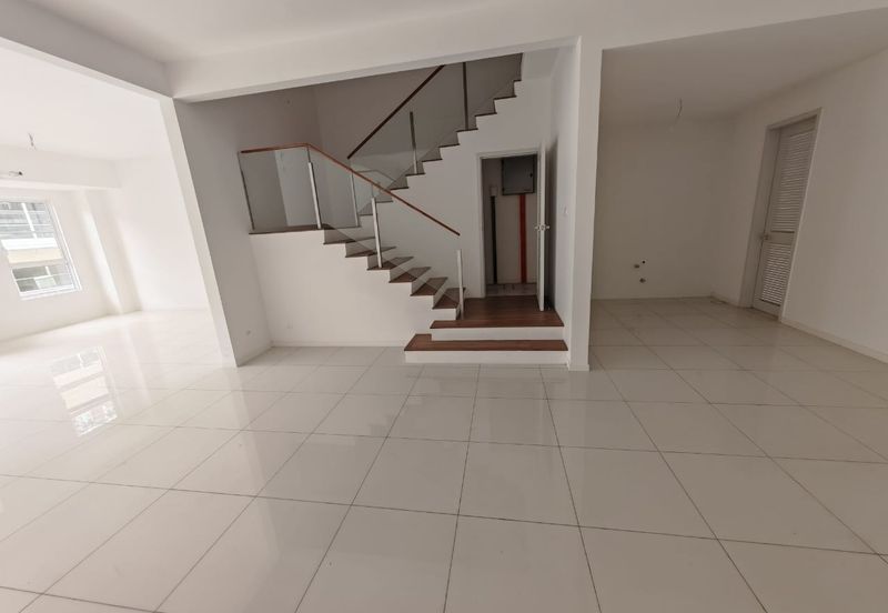 Residensi Emerald Damai (Emerald Hills) *