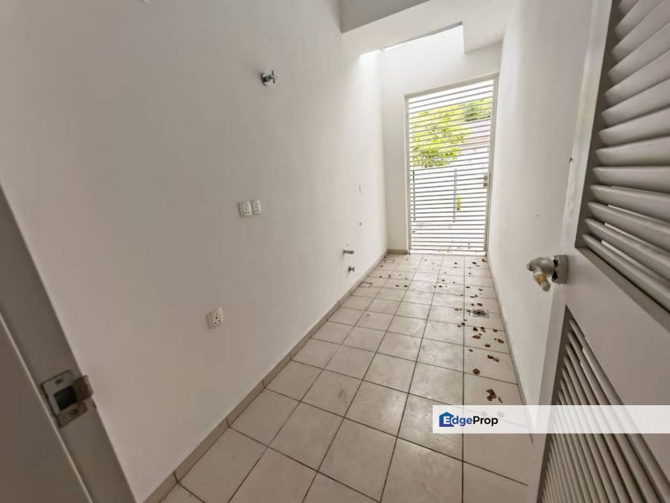 Emerald Hills, 2 Sty Superlink [22x75] G&Guarded, With Facilities, Kuala Lumpur, Cheras