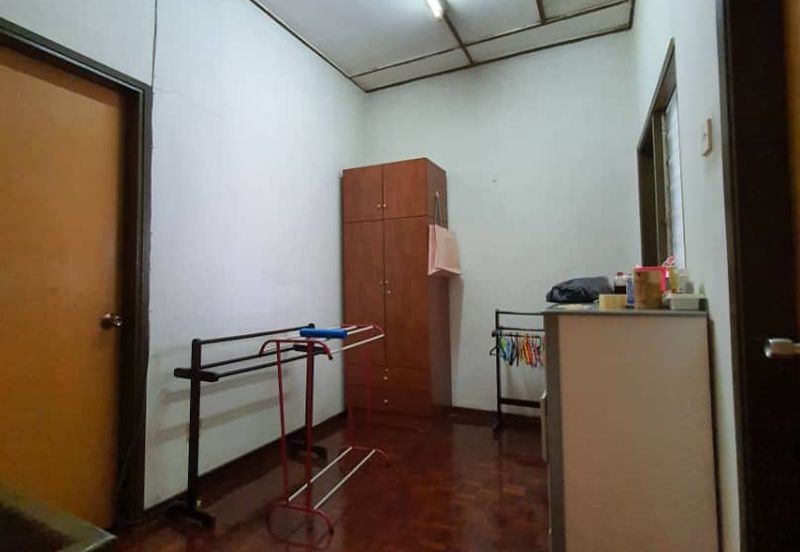 Taman Bukit Anggerik