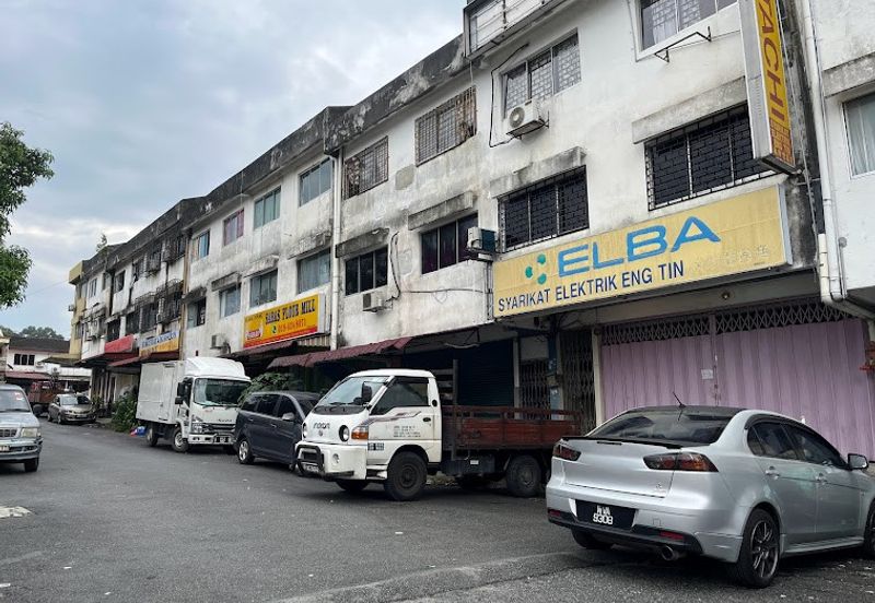 Taman Murni,Freehold 3 Sty Shop Lot, near Mrt,20x70