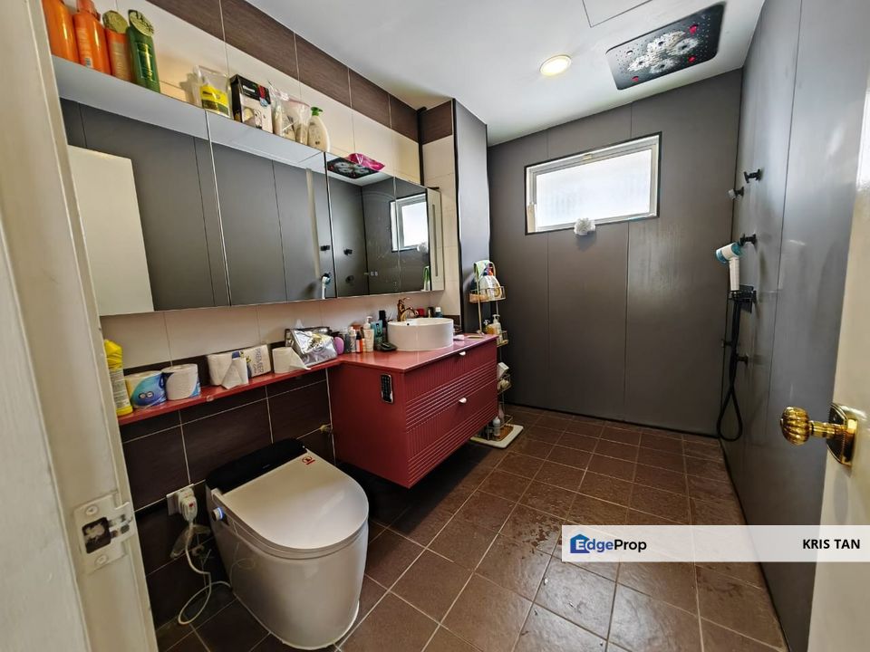 Taman Oasis, 2.5 Sty Superlink[22x70]Renovated, Selangor, Cheras South