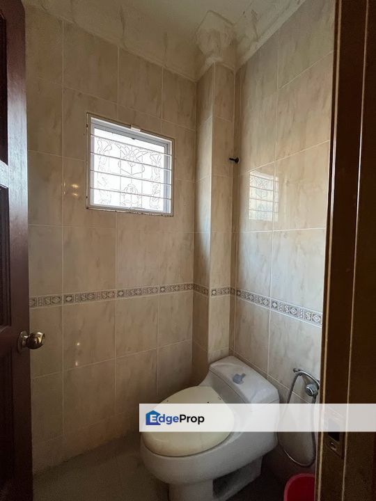 Taman Sri Jelok,Kajang 2.5 Sty Semi D,Freehold,L/A-5285sqft, Selangor, Kajang