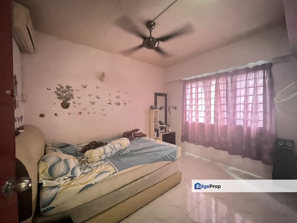 Cemara Apartment,Bukit Segar Jaya,CORNER unit,656sqft,3r 2b, Selangor, Cheras