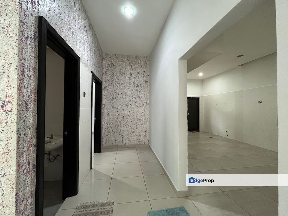Wira Heights,Freehold Semi D,41X88,Renovated,Sale below market!, Selangor, Kajang