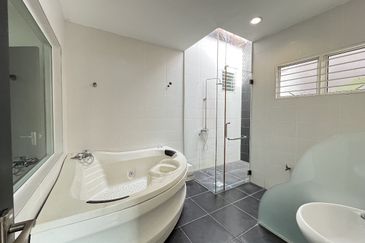 Wira Heights, Bandar Sungai Long