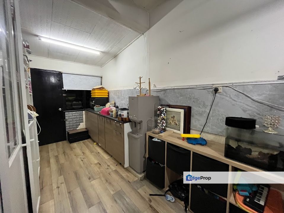Bandar Tun Hussien Onn, 1Sty,22x70, Freehold, 2r 2b, Kitchen extended, Selangor, Batu 9th Cheras