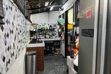 Bandar Tun Hussein Onn