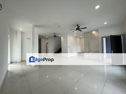 Wira Heights,Freehold Semi D,41X85,Renovated,Sale below market!, Selangor, Kajang
