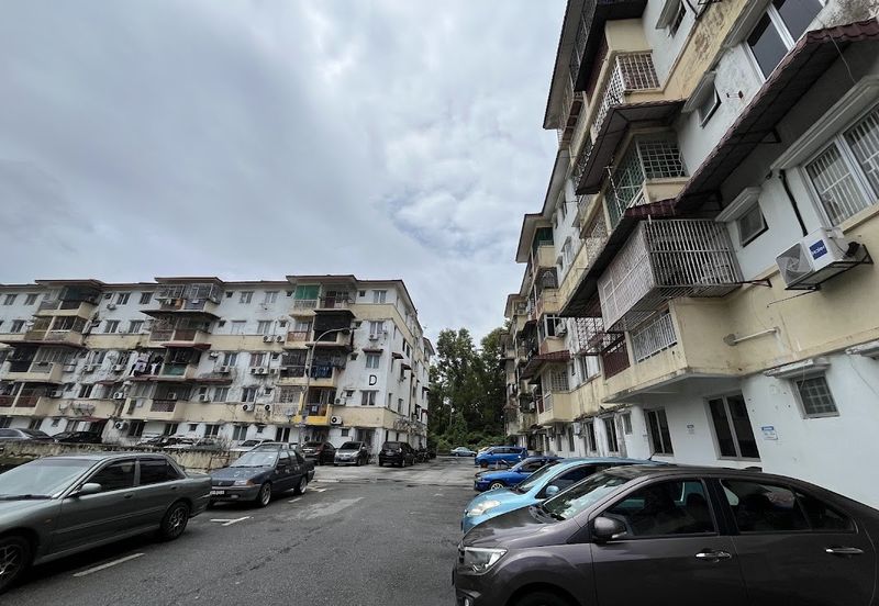 Taman Cheras Awana Apartment