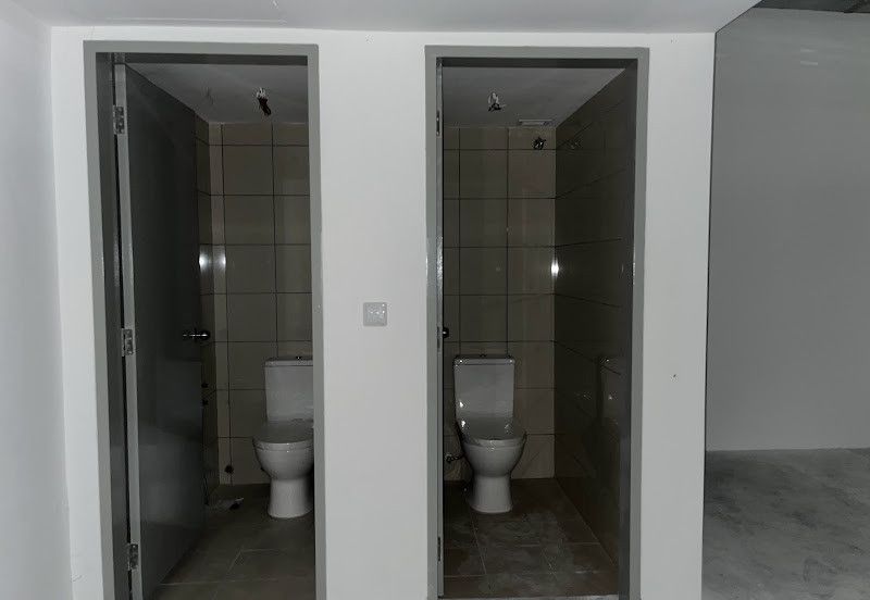 M Vertica,Near Sunway Velocity,Near by Mrt & Lrt, G&1st Floor few units!Don't miss up!  