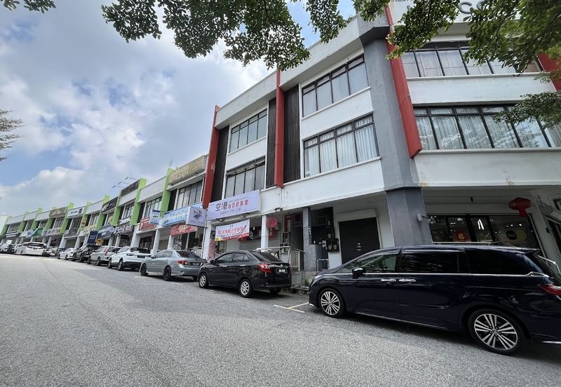 D Square @ Bandar Damai Perdana