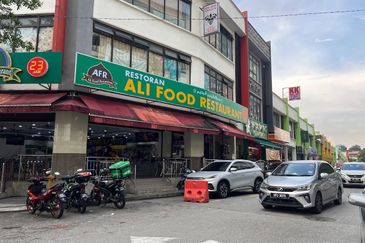 D Square @ Bandar Damai Perdana