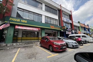 D Square @ Bandar Damai Perdana