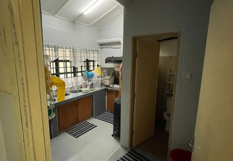 SL7, Bandar Sungai Long