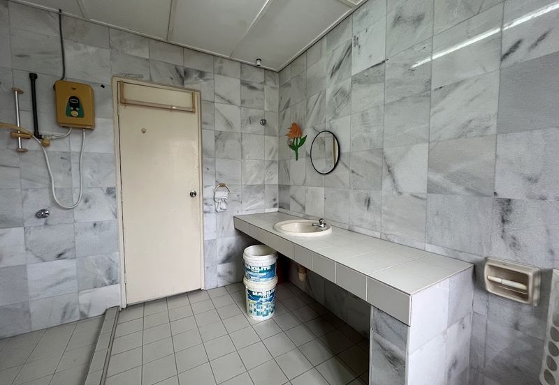 SL 4, Bandar Sungai Long