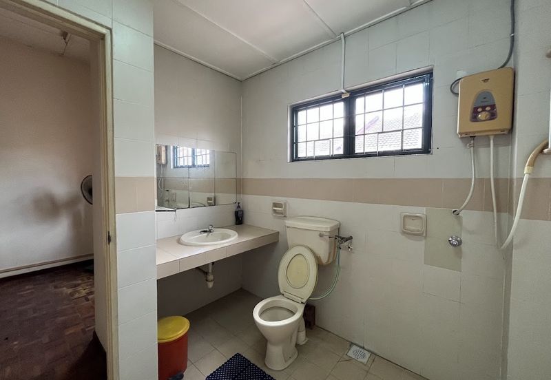 SL 4, Bandar Sungai Long