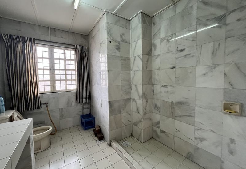 SL 4, Bandar Sungai Long