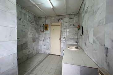 SL 4, Bandar Sungai Long