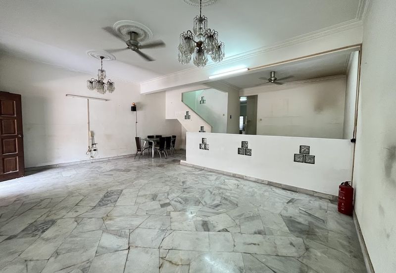 SL 4, Bandar Sungai Long