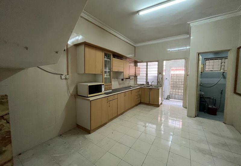 SL 4, Bandar Sungai Long