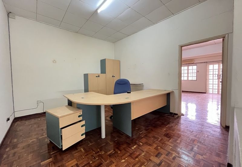 SL 4, Bandar Sungai Long