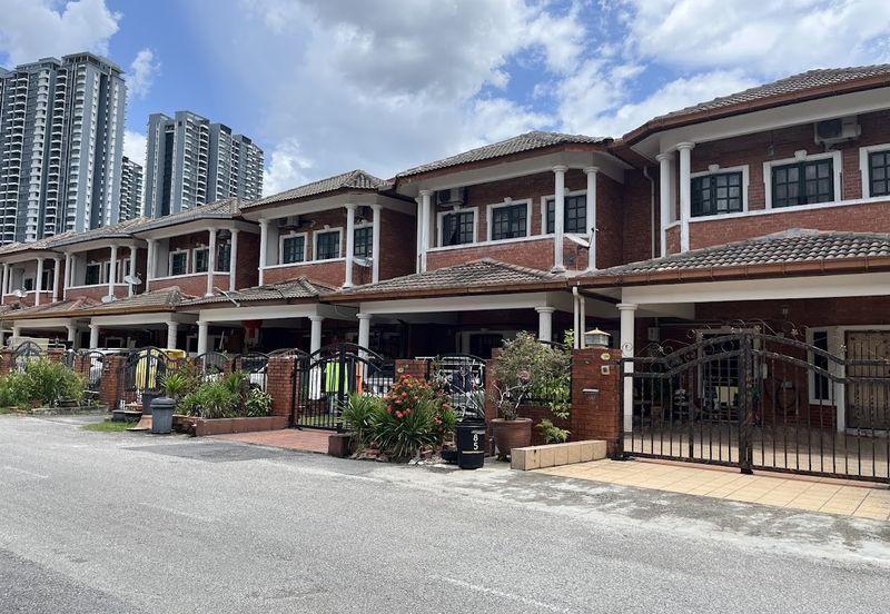 SL 4, Bandar Sungai Long