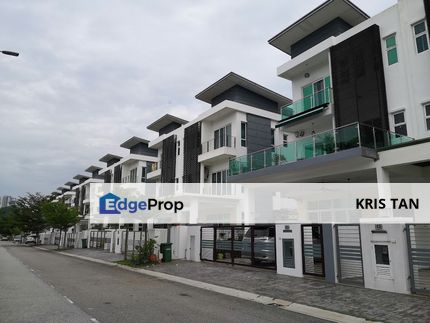 Suria Villa, Bandar Sungai Long[35x80] 2.5 Sty Semi D, Partly furnish, Selangor, Kajang