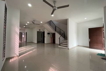 Suria Villa @ Sungai Long