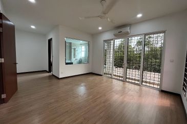 Suria Villa @ Sungai Long