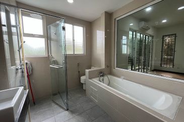 Suria Villa @ Sungai Long